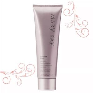 MARY KAY Timewise Repair Volu-Firm Foaming Cleanser